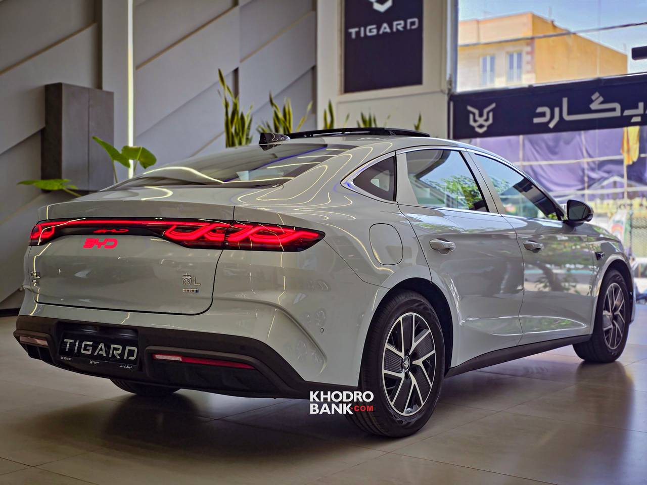 بی وای دی چین ال