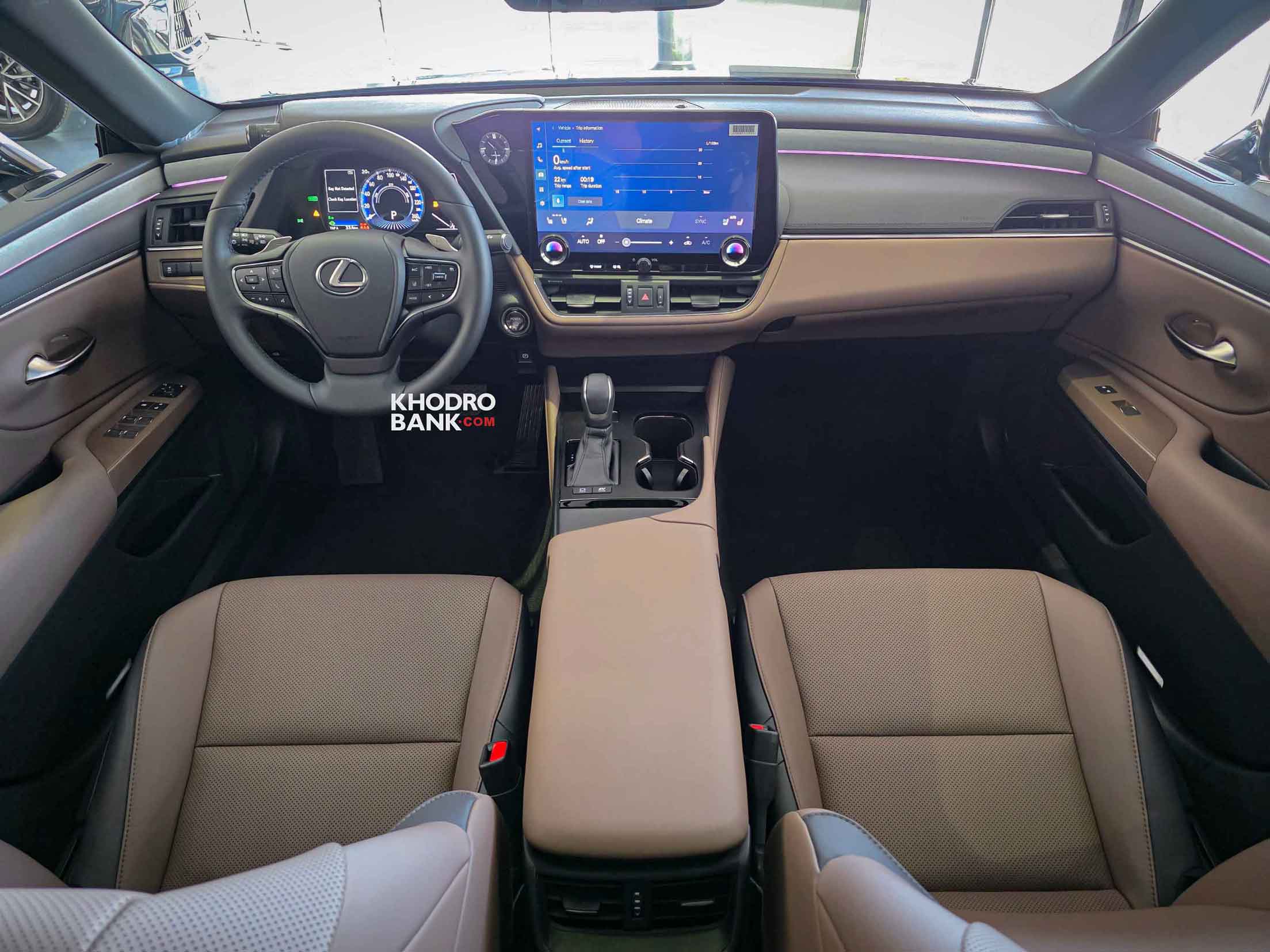 لکسوس ES300h