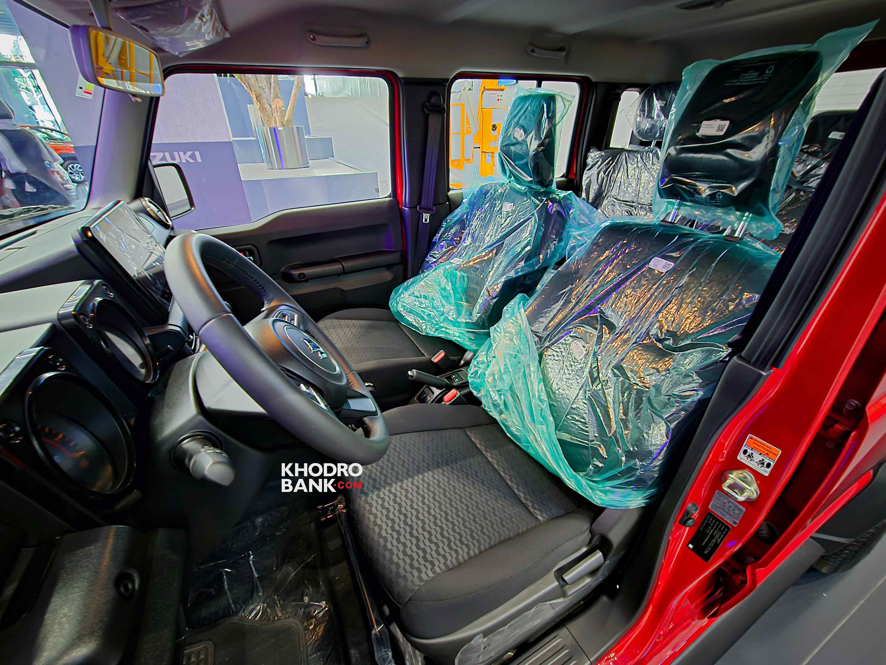 سوزوکی جیمنی 5 در