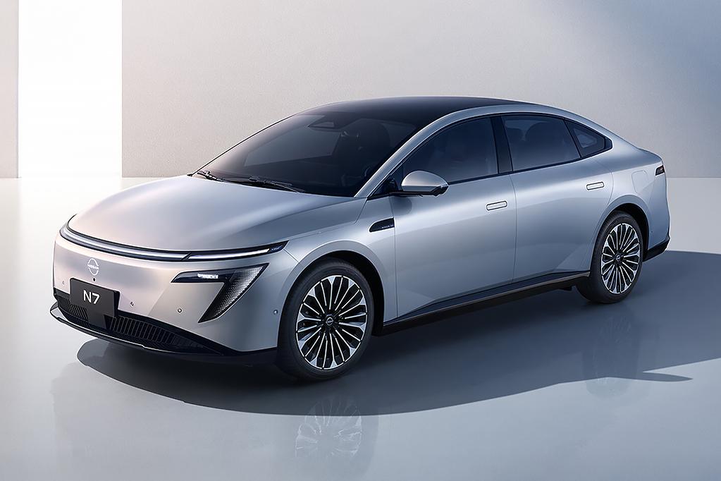 نیسان N7
