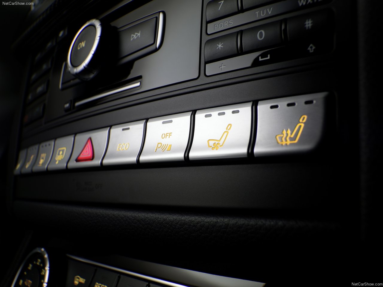 مرسدس بنز CLS500