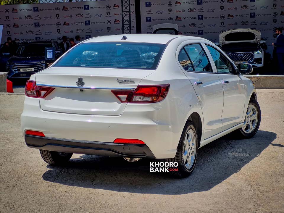 مشخصات شاهین پلاس تصویرطراحی پشت ماشین