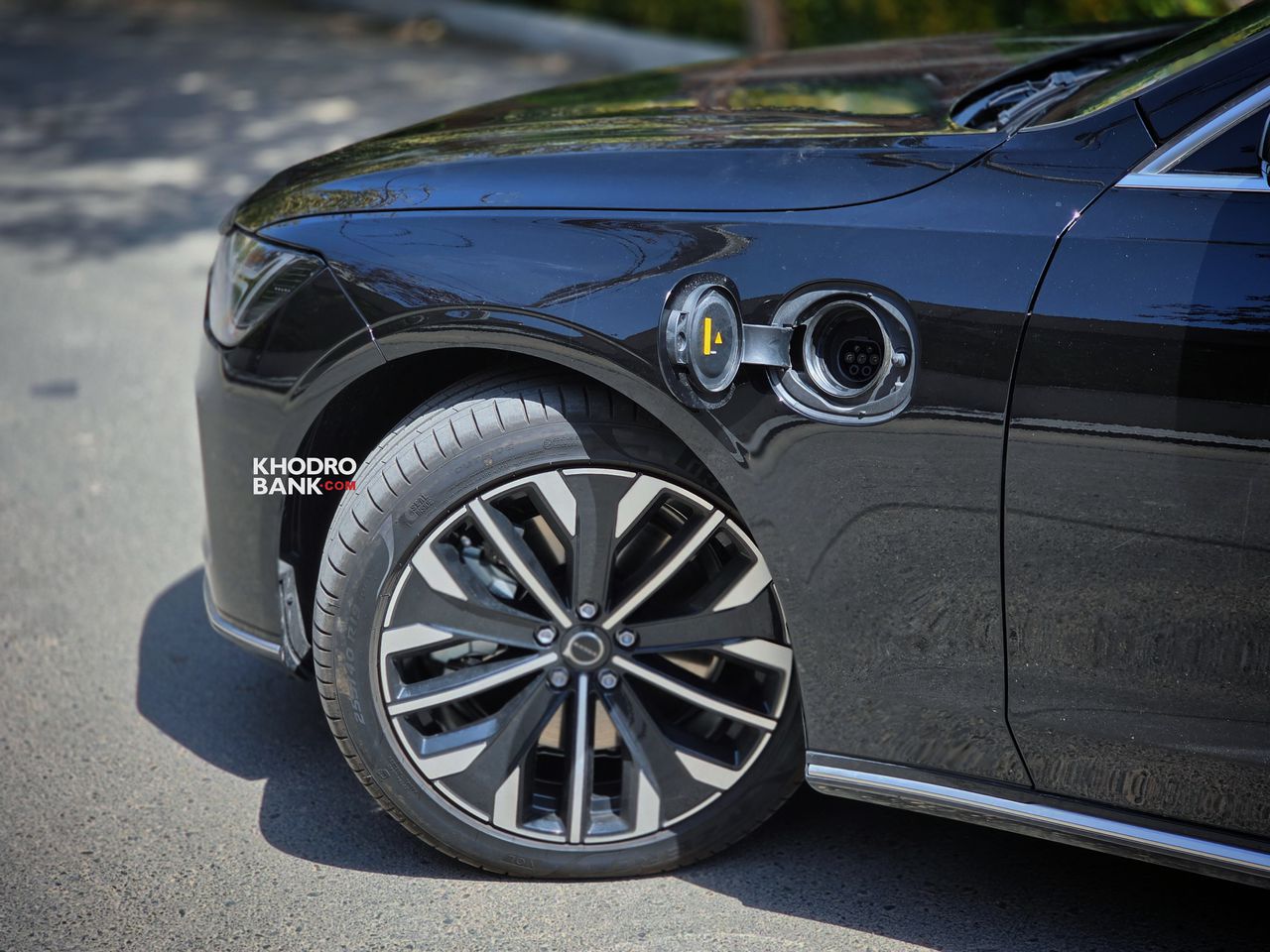 عکس ولوو S90 PHEV