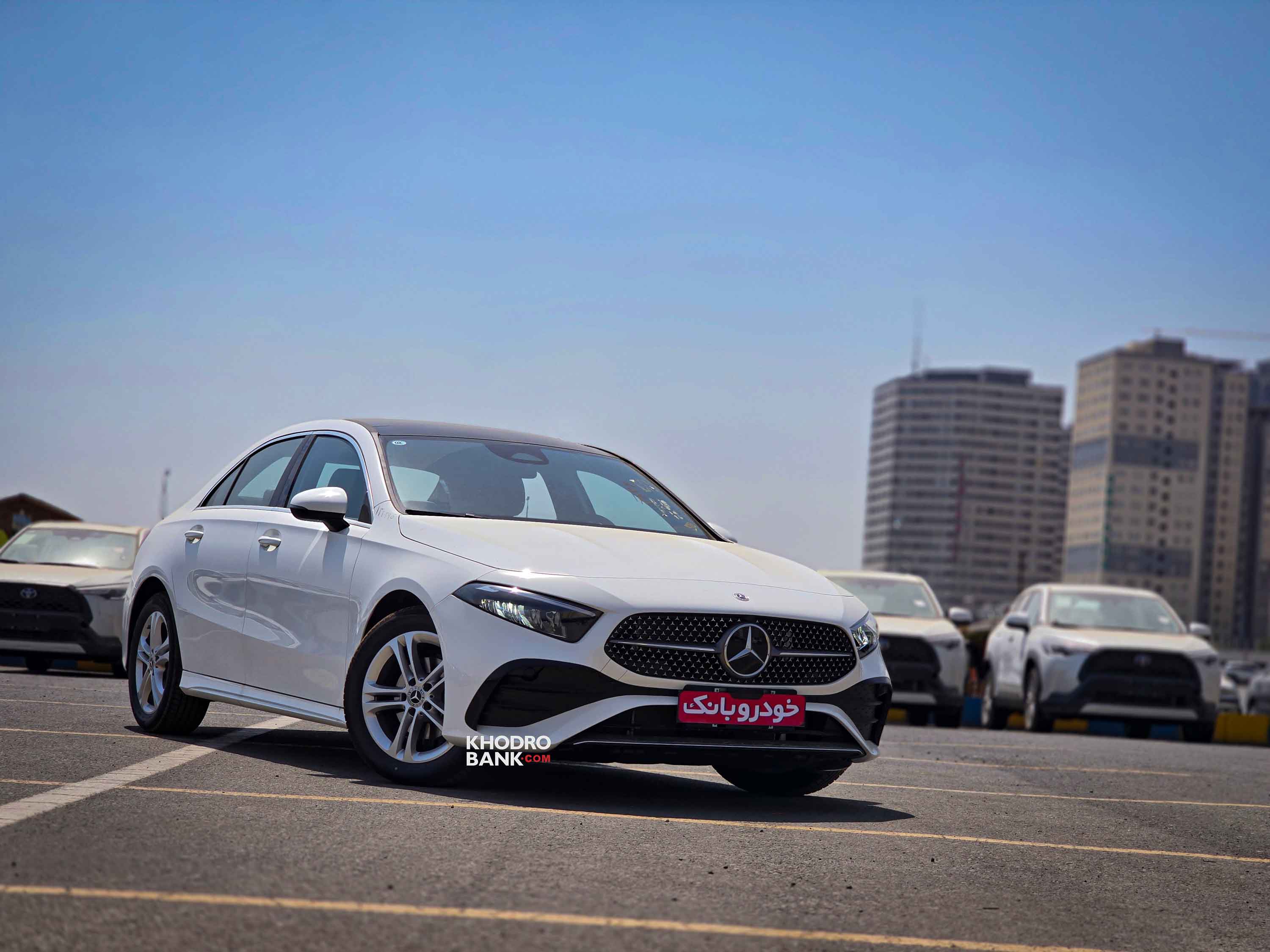 مرسدس بنز A180L