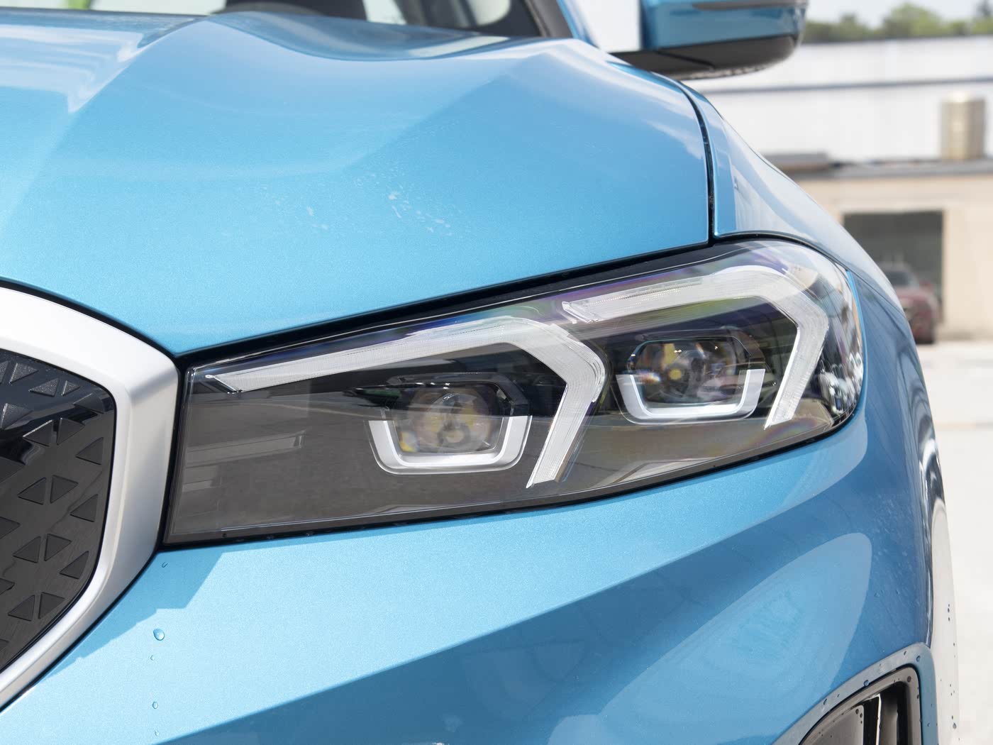 بی ام و i3 eDrive 35L