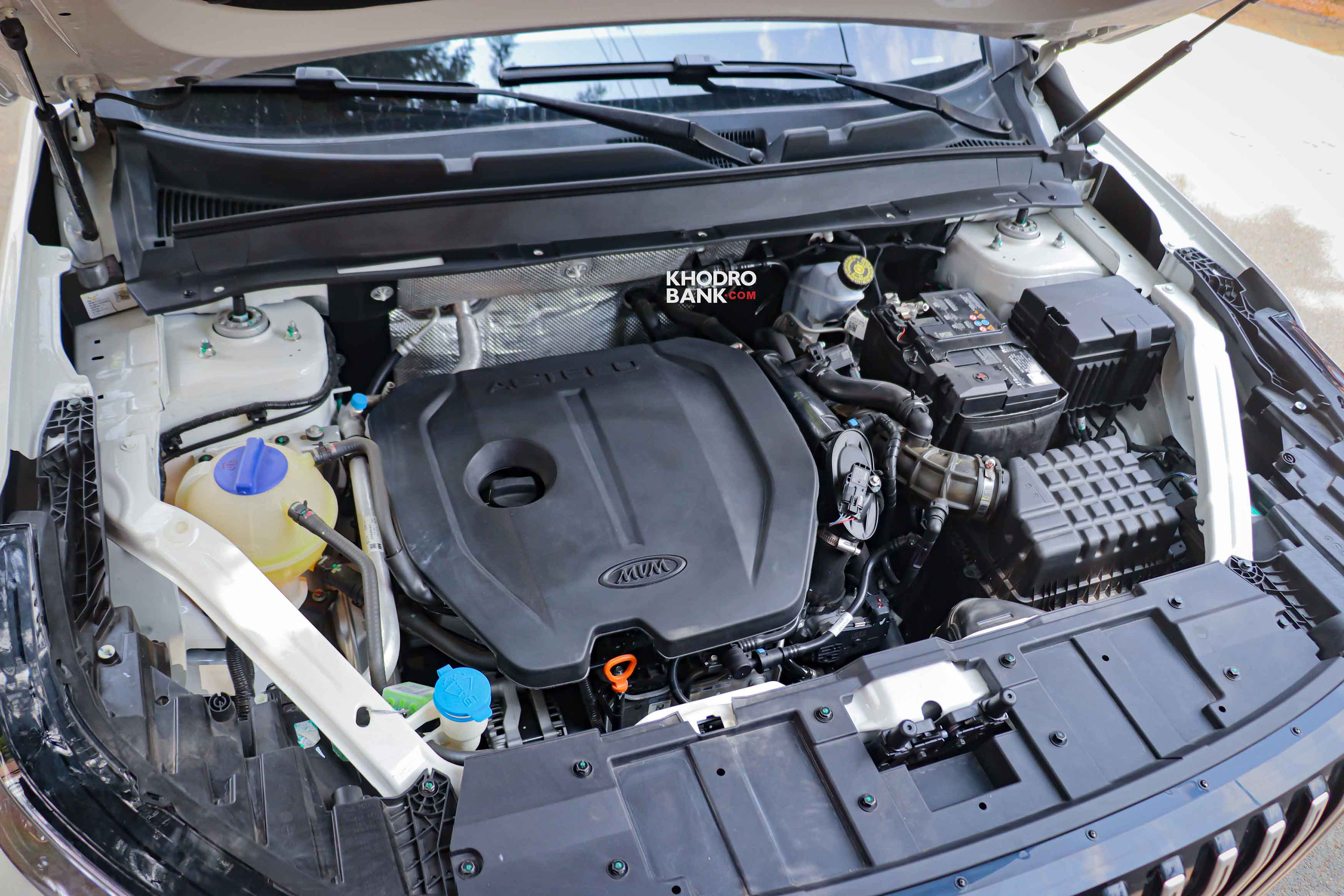 ام وی ام ایکس 77