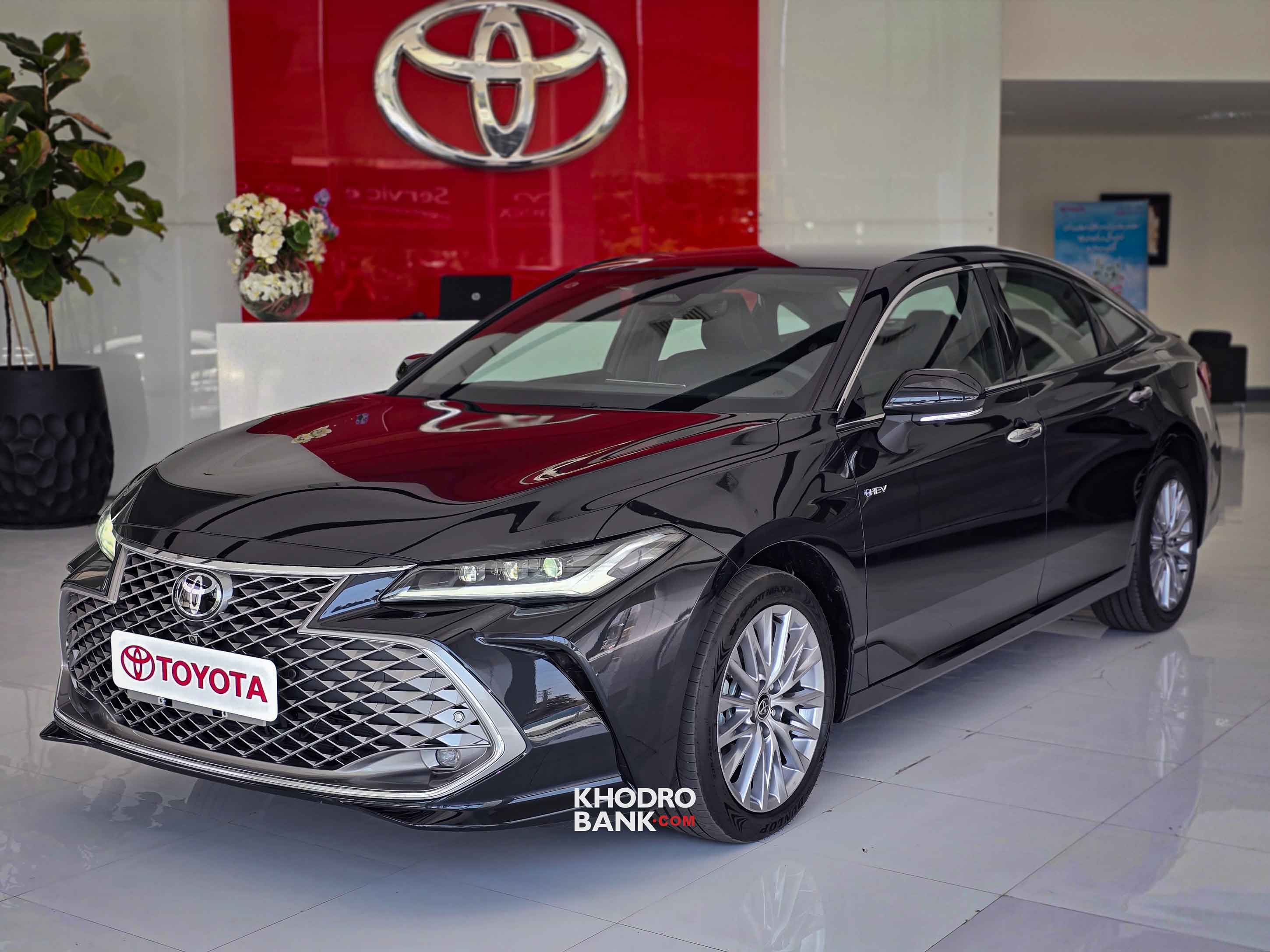 تویوتا آوالون