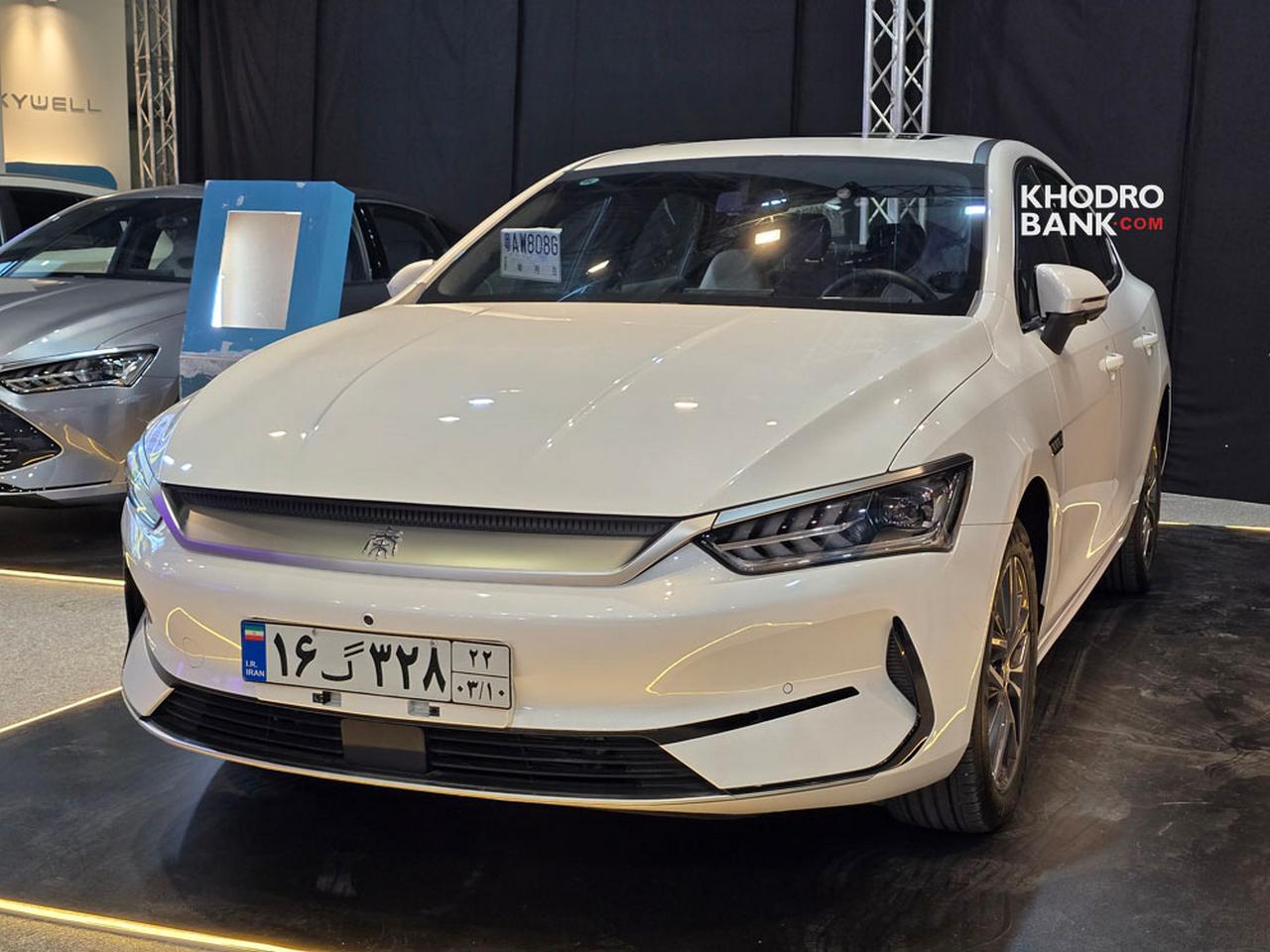 بی وای دی چین پلاس برقی