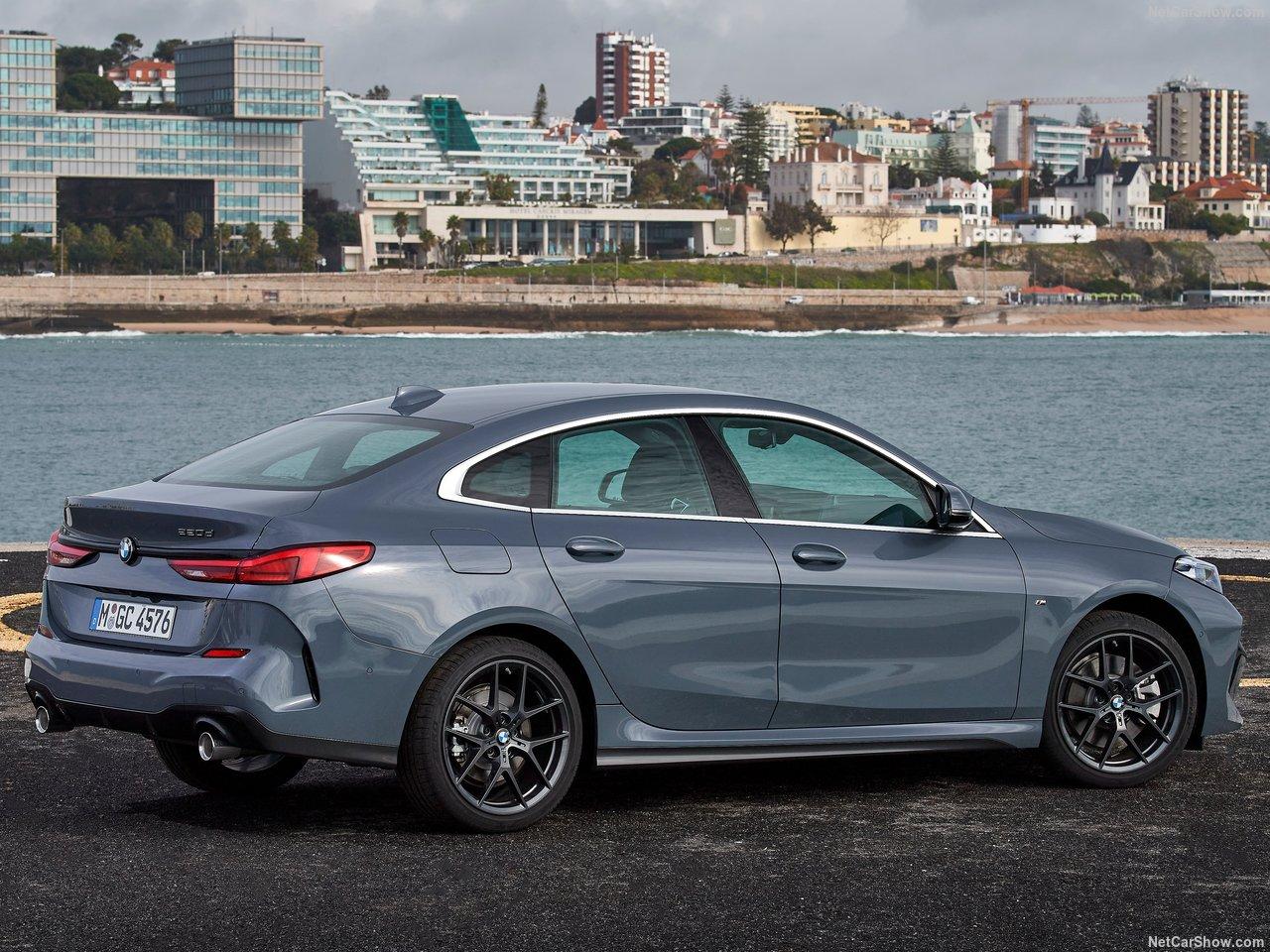 بی ام و 225L MSport