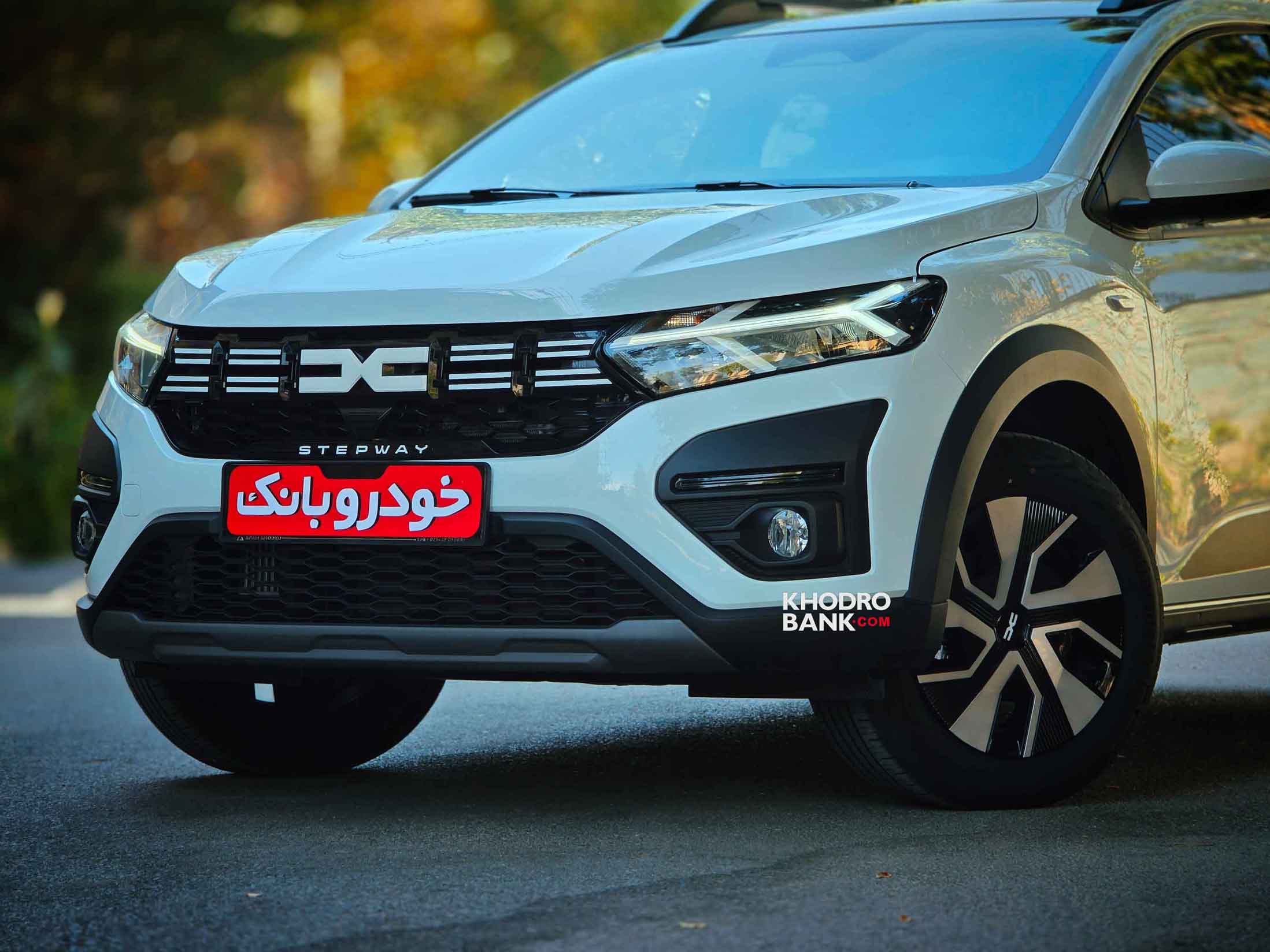 داچیا ساندرو استپ وی