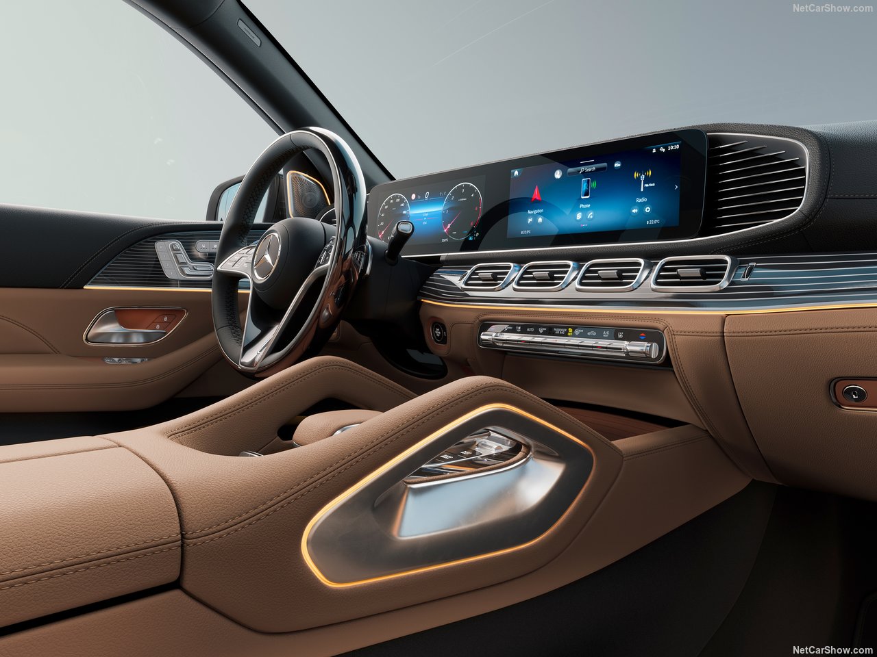 مرسدس بنز GLS 450 4MATIC