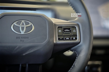 دکمه‌های کنترلی روی فرمان RAV4 2026
