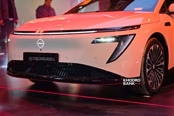 تصویر نمای بسته از طراحی بخش جلو نیسان N7