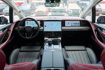 عکس داخل GAC E9