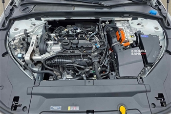 تصویر پیشرانه پلاگین هیبرید ولوو S90 PHEV