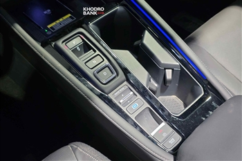 تصویر از جزئیات طراحی کابین و امکانات رفاهی هوندا آکورد PHEV
