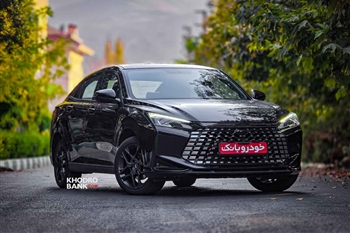 عکس از نمای ظاهری خودرو لاماری اکو از زاویه سه رخ جلو راست