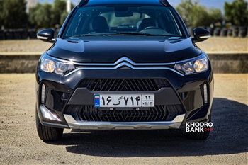 نمای جلو سیتروئن C3-XR