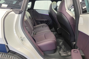  تصویر نمای داخل کابین مزدا EZ-60