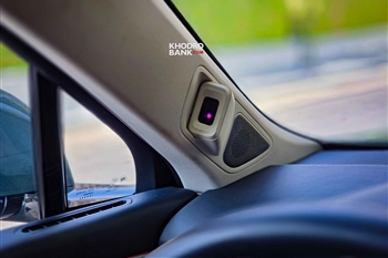 تصویر از جزئیات طراحی داخل کابین خودرو ارس HM5