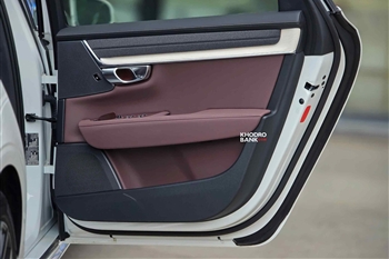 تصویر رودری عقب راست خودرو ولوو S90 PHEV