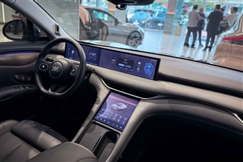 تصویر کلی از طراحی فضای داخل کابین IM 6