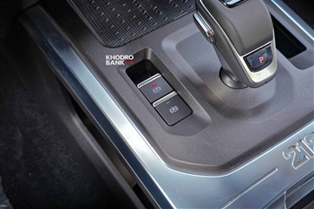 عکس از جزئیات طراحی کابین و امکانات رفاهی و ایمنی در خودرو BAW 212 /navigator