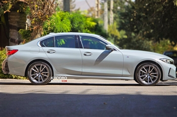 نمای جانبی بی ام و 325i