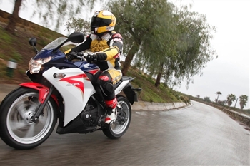 هوندا CBR 250 - 7