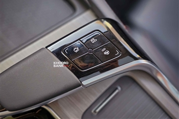 تصویر جزئیات و امکانات داخل کابین چانگان UNI-T