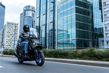 یاماها XMAX 300 - 2