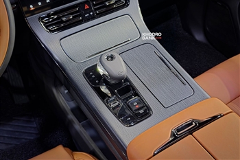 کنسول وسط گک E9