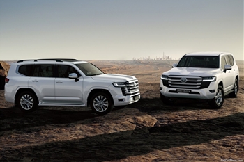 تویوتا لندکروزر LC300 VXR - 3