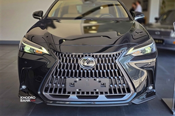 تصویر تمام رخ نمای جلو لکسوس NX350h