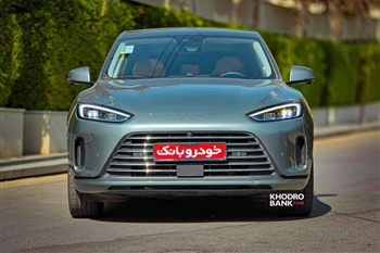 تصویر تمام رخ جلو نمای ظاهری خودرو ارس HM5 