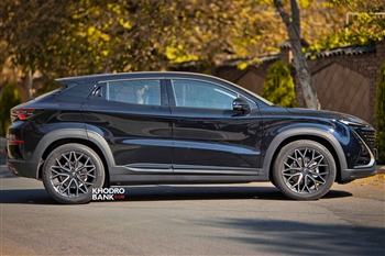 تصویر نمای جانبی خودرو چانگان یونی تی