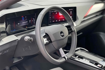 اپل آسترا GS هیبرید - 13