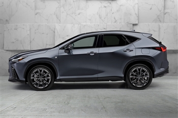 نمای جانبی لکسوس NX350h