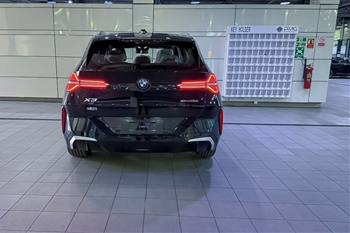 BMW X3 xDrive 25L Luxury Package - 4
