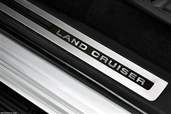 تویوتا لندکروزر LC300 VXR - 6