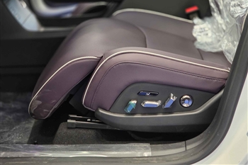  تصویر نمای داخل کابین مزدا EZ-60