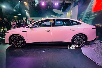 تصویر نمای جانبی خودرو نیسان N7