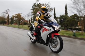 هوندا CBR 250 - 5