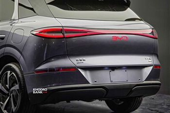 تصویر نمای بسته از طراحی بخش عقب  بی وای دی سیلیون 06