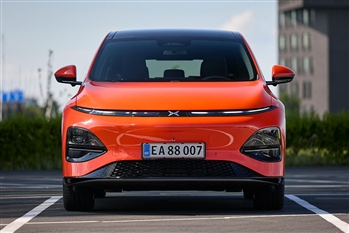 ایکس پنگ G6 - 11