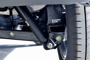 عکس از سیستم تعلیق در بخش عقب خودرو نیسان قشقایی آنر