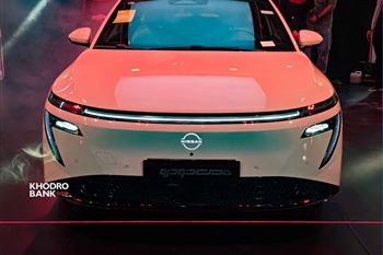 تصویر تمام رخ جلو نیسان N7