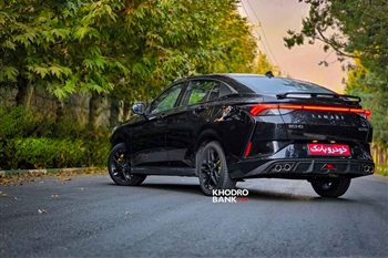 تصویر نمای باز از زاویه سه رخ عقب چپ ماشین لاماری اکو