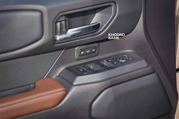 تصویر جزئیات طراحی کابین و امکانات رفاهی و ایمنی تویوتا پرادو J250