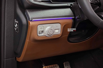 تصویر از جزئیات طراحی داخل کابین و امکانات رفاهی خودرو مرسدس بنز GLS 450 4MATIC